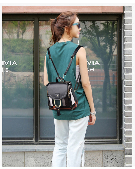 Chic Mini Backpack – Trendy & Elegant